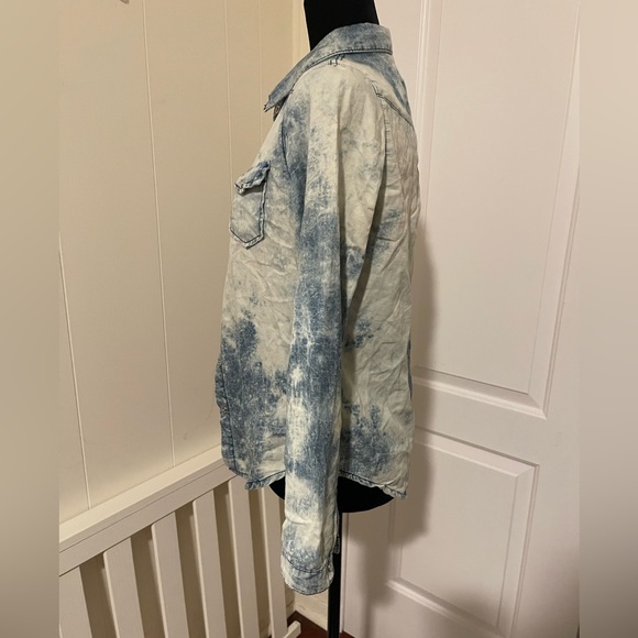 ChiQle Denim Architect Acid Wash Denim Shirt - Picture 3 of 6